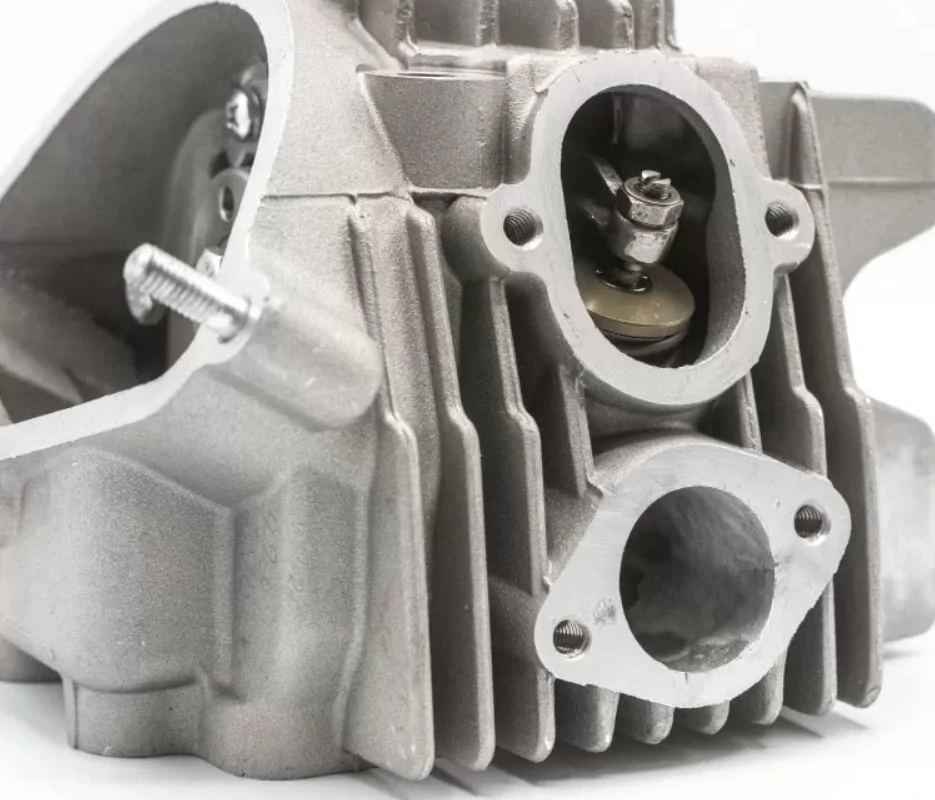 Závodní hlava YX160, upravená