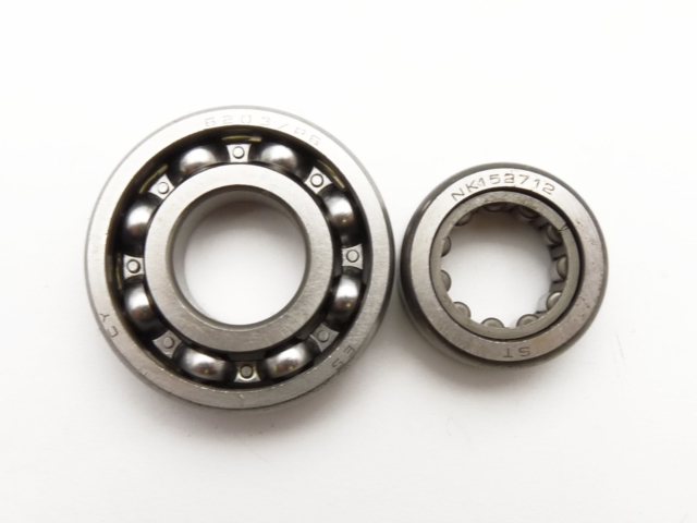 karter pravý s ložisky pro motor YX 160